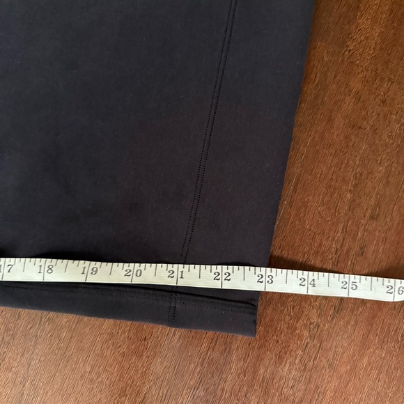 Lululemon Soft Ambition Wide Leg Crop - Picture 9 of 10